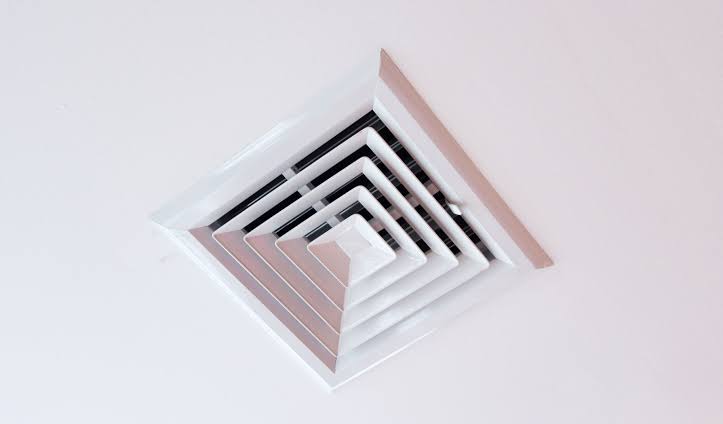 How to repair holes in HVAC Ducts in Nigeria Nigeriantech.com.ng