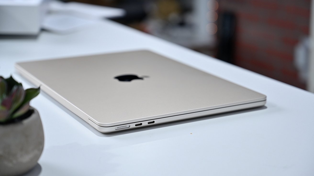 Gurman High-end 24-inch iMac MacBook Pro Nigeriantechng